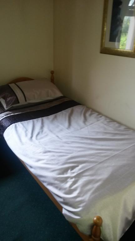 The Friar Tucks Hotel Gloucester Kültér fotó
