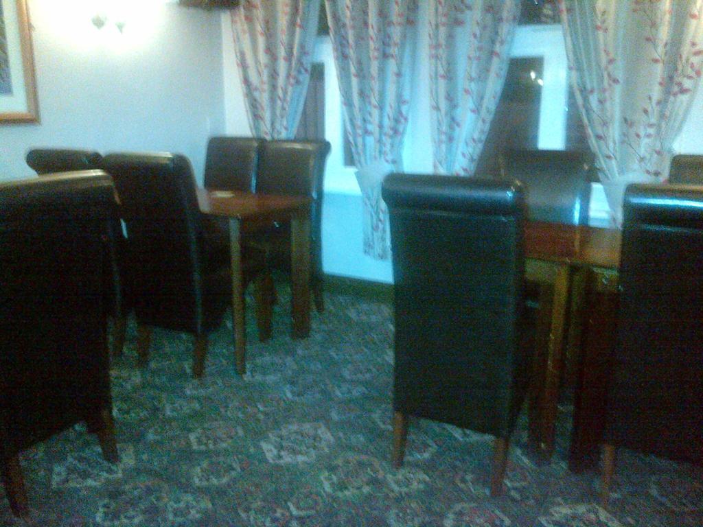 The Friar Tucks Hotel Gloucester Kültér fotó
